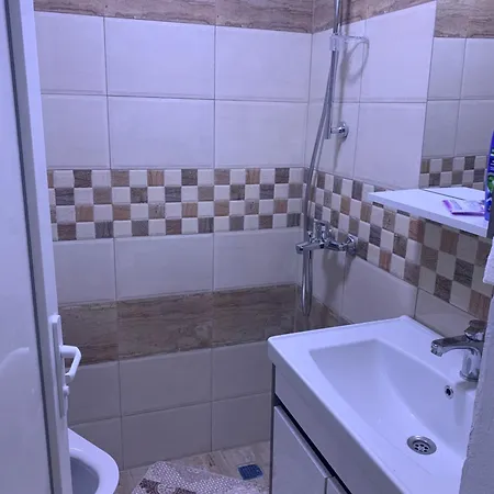 Montain Rosi Vendégház *